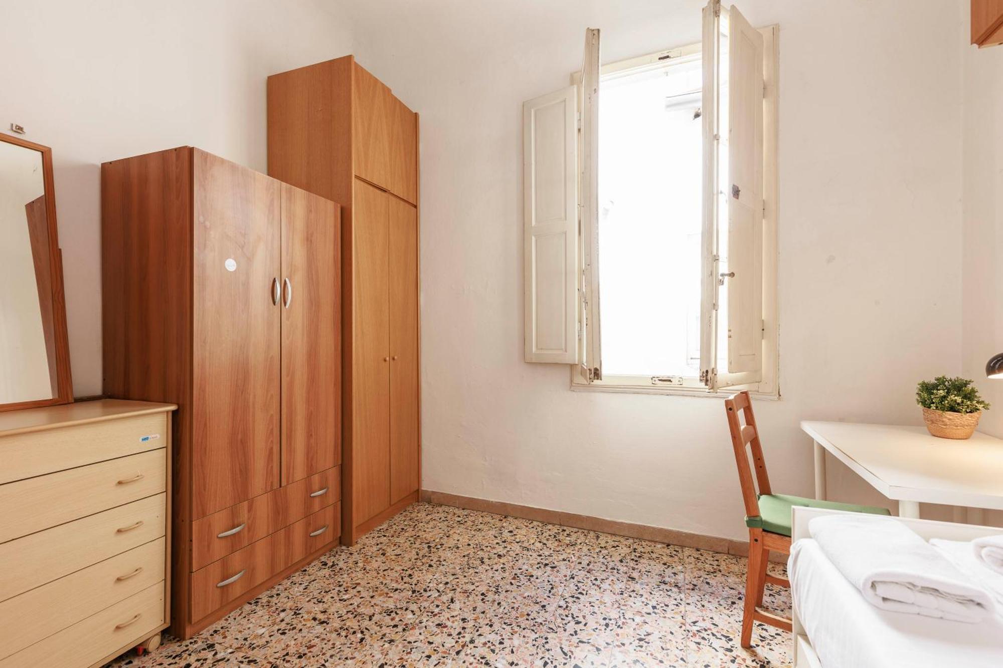Apartment Faenza Huge Florenz